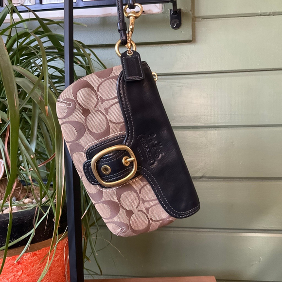 Coach Handbags - Coach Bleecker Khaki Jacquard & Leather Brass Hardware Clutch Wristlet